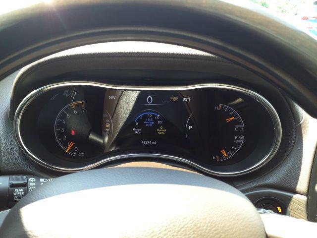 Photo of 2020 Diamond Black Crystal Pearlcoat Jeep Grand Cherokee