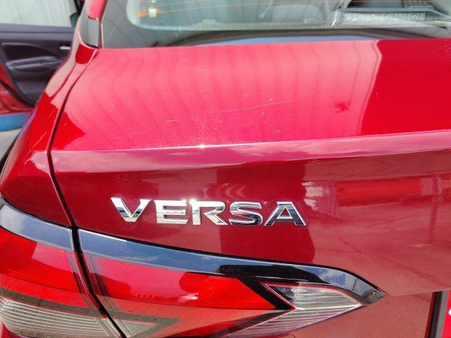 Photo of 2020 Scarlet Ember Pearl Metallic Nissan Versa
