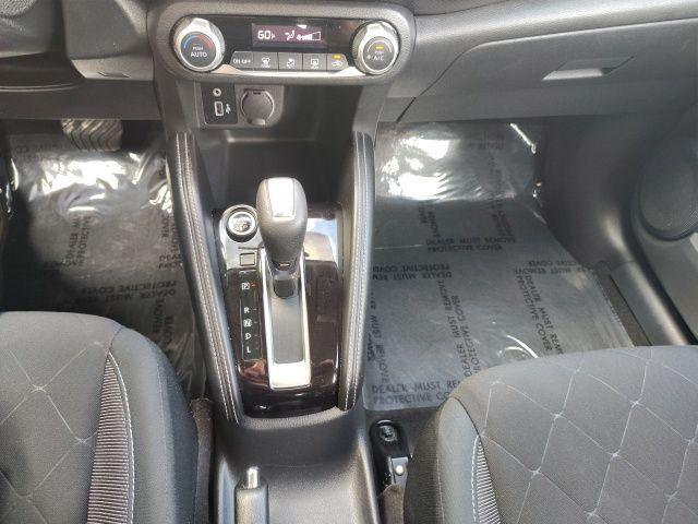 Photo of 2020 Gun Metallic Nissan Kicks