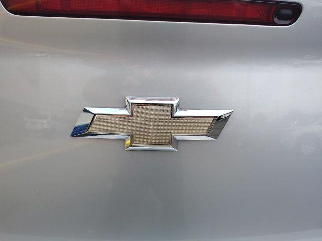 Photo of 2015 Silver Ice Metallic Chevrolet Malibu