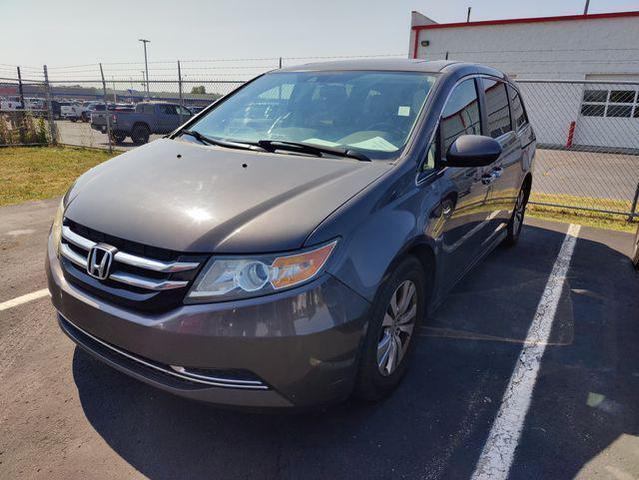 Photo of 2014 Alabaster Silver Metallic Honda Odyssey