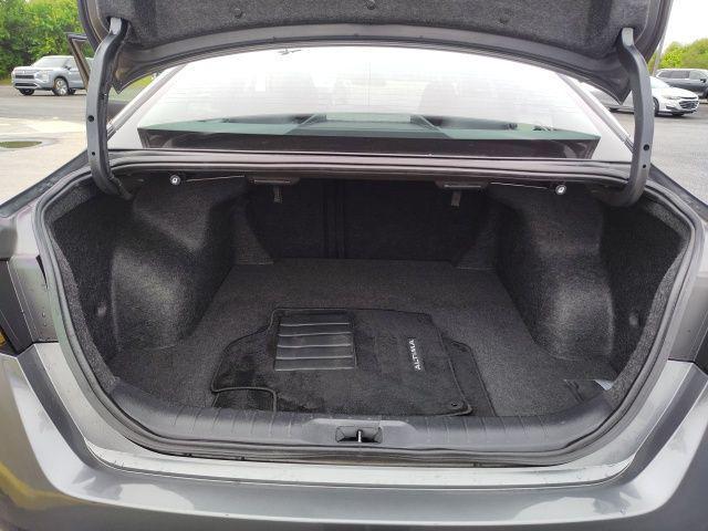 Photo of 2024 Gun Metallic Nissan Altima