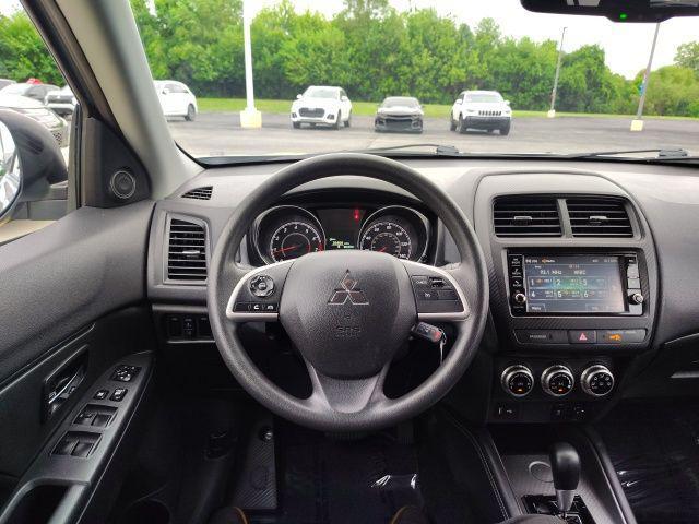 Photo of 2022 Alloy Silver Metallic Mitsubishi Outlander Sport