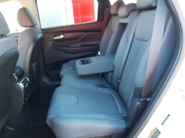 Photo of 2022 Quartz White Hyundai SANTA FE