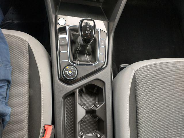 Photo of 2024 Dusk Blue Metallic Volkswagen Taos