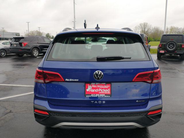 Photo of 2024 Dusk Blue Metallic Volkswagen Taos
