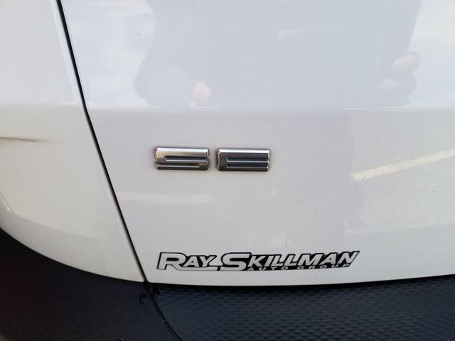 Photo of 2022 Oxford White Ford Escape