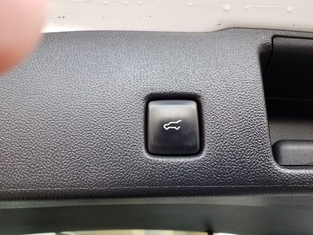 Photo of 2022 Oxford White Ford Escape