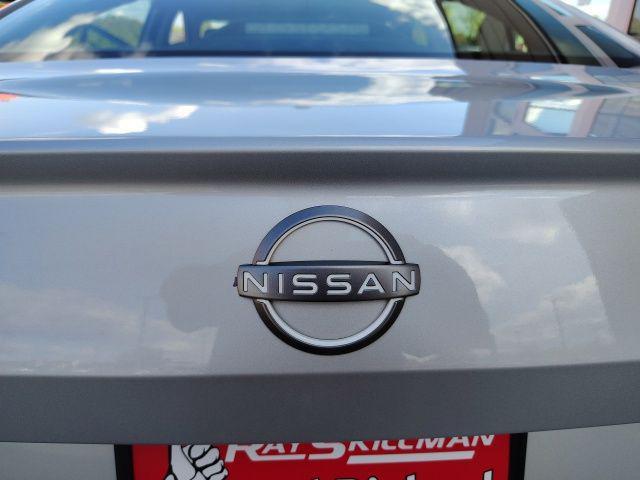 Photo of 2023 Brilliant Silver Metallic Nissan Altima