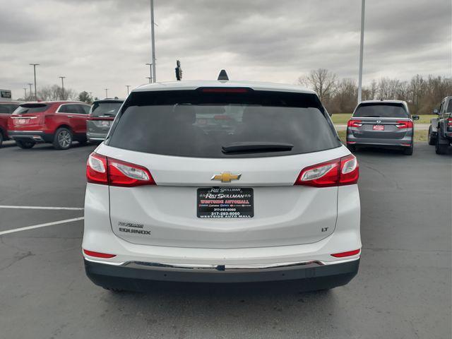 Photo of 2018 Summit White Chevrolet Equinox