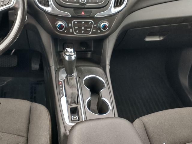 Photo of 2018 Summit White Chevrolet Equinox