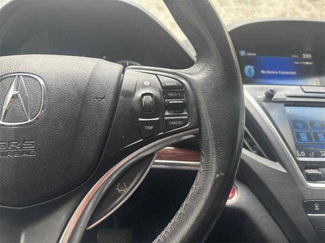 Photo of 2016 Lunar Silver Metallic Acura MDX