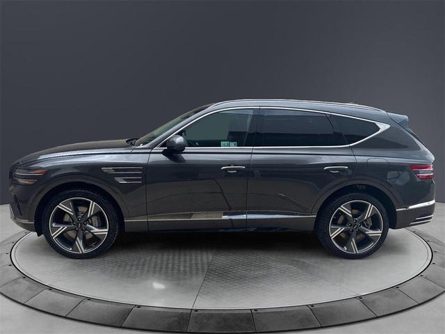Photo of 2025 Makalu Gray Genesis GV80