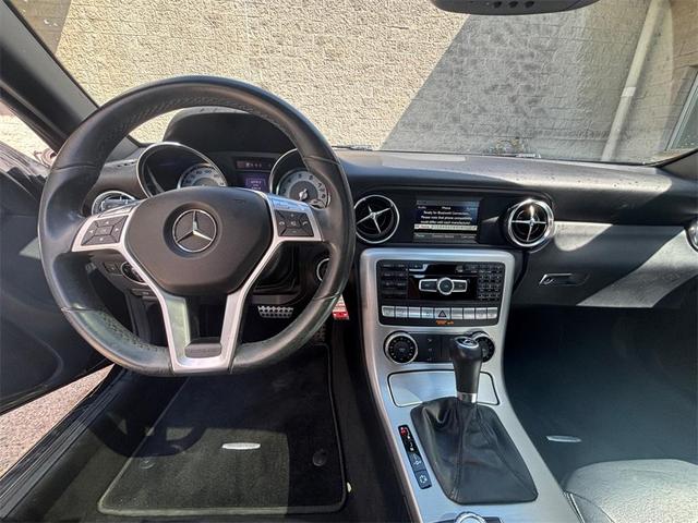 Photo of 2014 Obsidian Black Metallic Mercedes-Benz SLK-Class