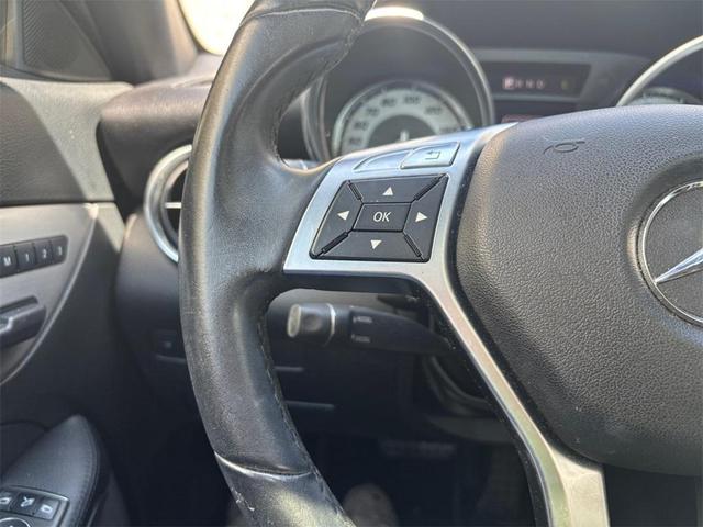 Photo of 2014 Obsidian Black Metallic Mercedes-Benz SLK-Class