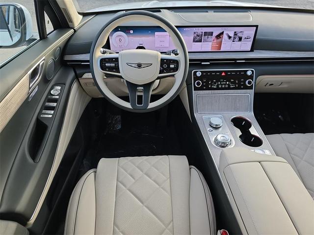Photo of 2025 Alta White Genesis GV80