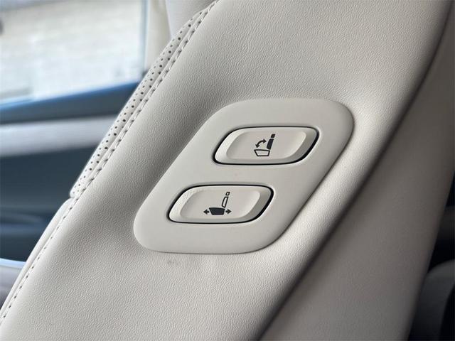 Photo of 2025 Savile Silver Genesis GV80