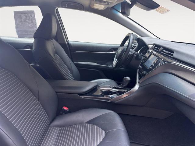 Photo of 2018 Celestial Silver Metallic Toyota Camry