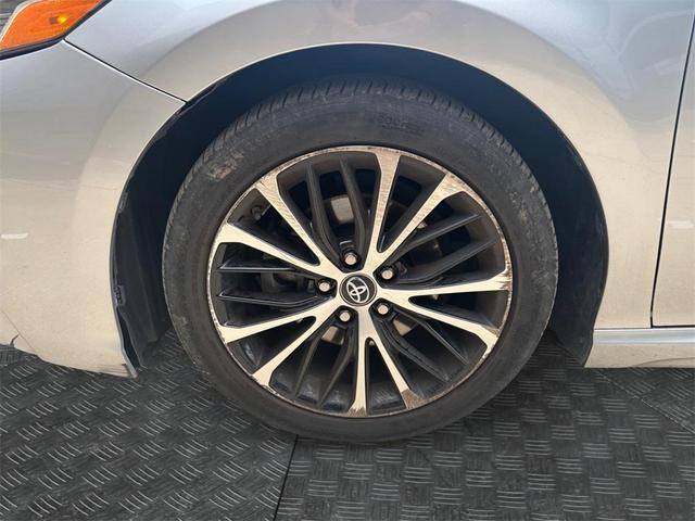Photo of 2018 Celestial Silver Metallic Toyota Camry
