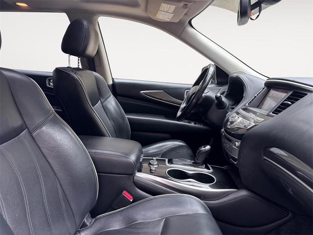 Photo of 2017 Black INFINITI QX60