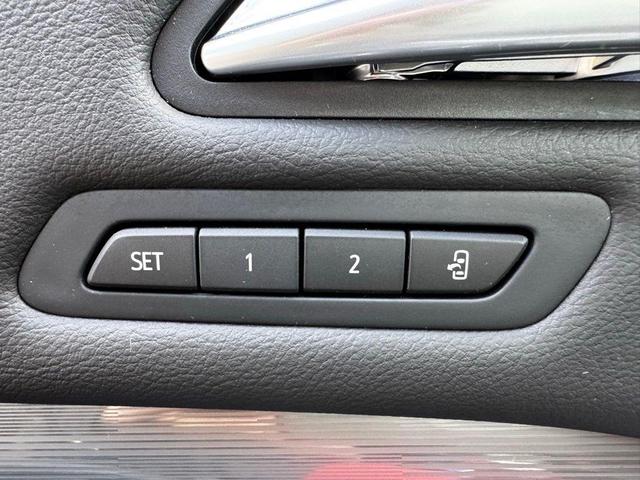 Photo of 2025 Stellar Black Metallic Cadillac XT4