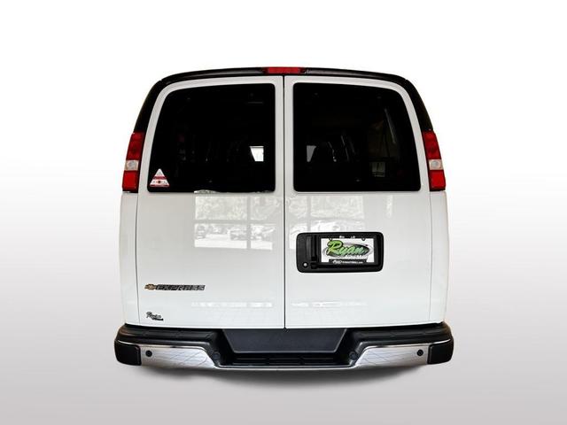 Photo of 2024 Summit White Chevrolet Express 3500