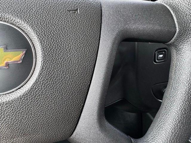 Photo of 2024 Summit White Chevrolet Express 3500