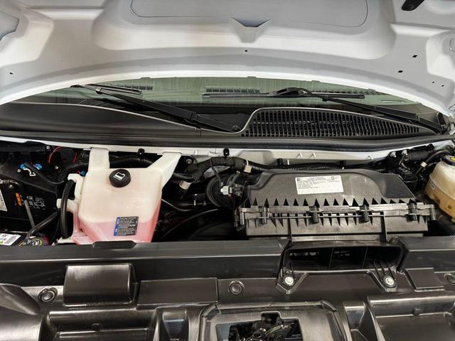 Photo of 2024 Summit White Chevrolet Express 3500