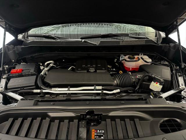 Photo of 2025 Black Chevrolet Silverado 1500
