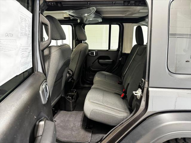 Photo of 2024 Granite Crystal Metallic Clearcoat Jeep Wrangler