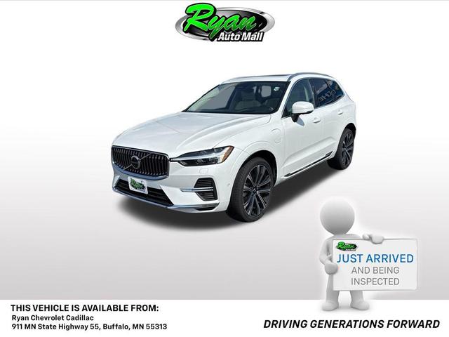 Photo of 2023 Crystal White Metallic Volvo XC60 Recharge Plug-In Hybrid