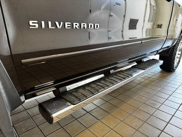 Photo of 2018 Havana Metallic Chevrolet Silverado 1500