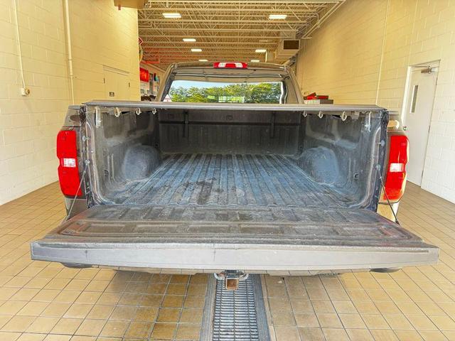 Photo of 2018 Havana Metallic Chevrolet Silverado 1500