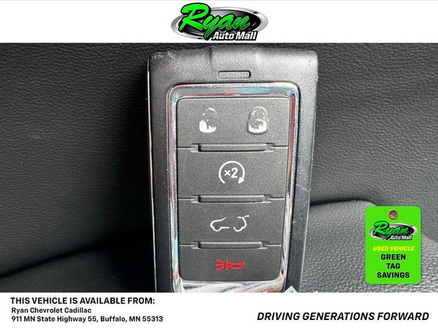 Photo of 2024 Diamond Black Crystal Pearlcoat Jeep Grand Cherokee
