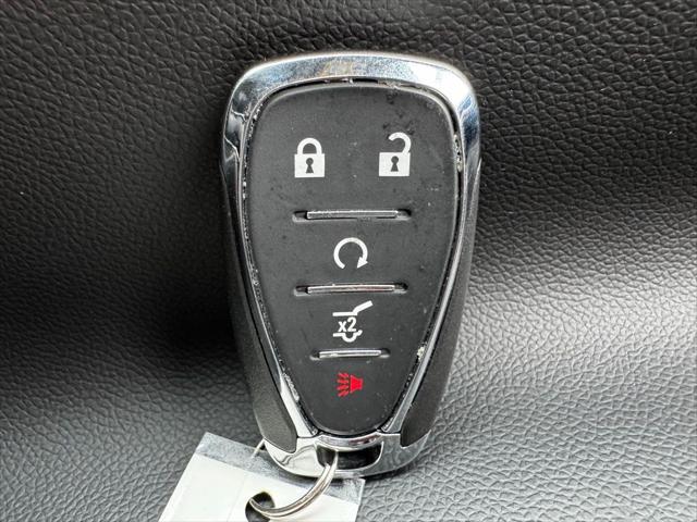 Photo of 2020 Mosaic Black Metallic Chevrolet Equinox