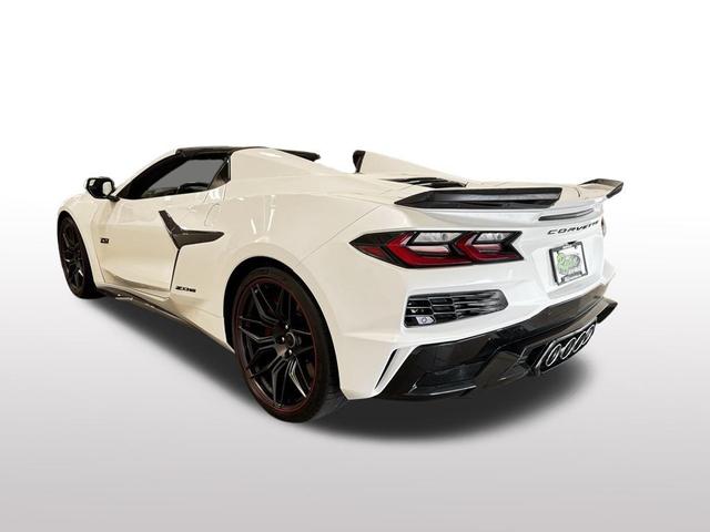 Photo of 2023 White Pearl Metallic Tricoat Chevrolet Corvette