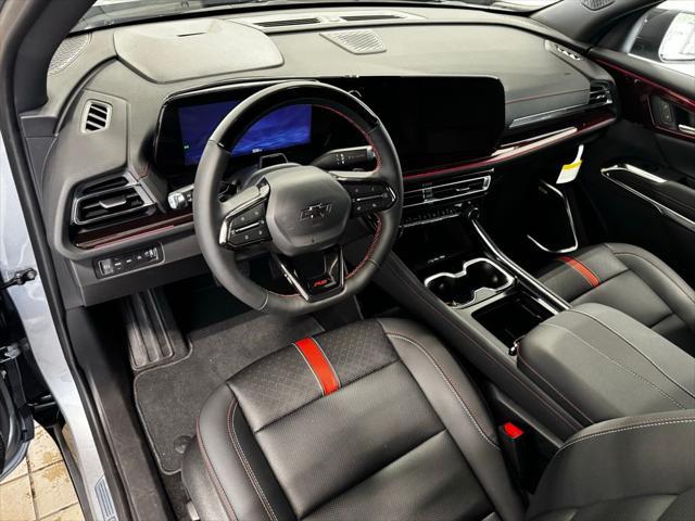 Photo of 2025 Sterling Gray Metallic Chevrolet Traverse