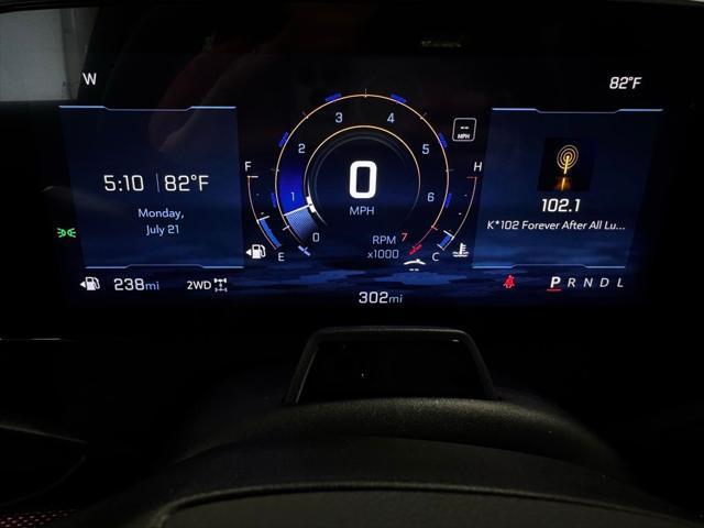 Photo of 2025 Sterling Gray Metallic Chevrolet Traverse