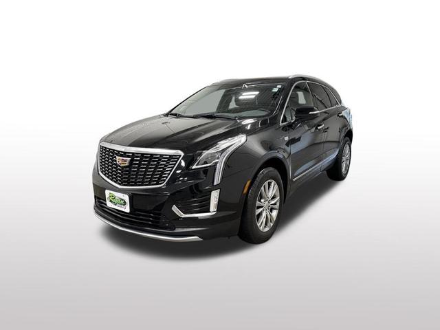 Photo of 2022 Stellar Black Metallic Cadillac XT5
