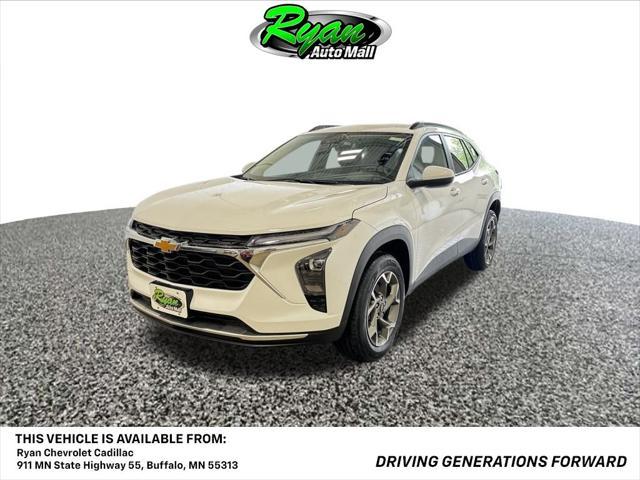 Photo of 2025 Summit White Chevrolet Trax