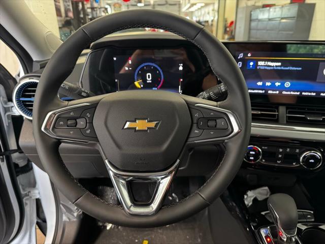 Photo of 2025 Summit White Chevrolet Trax