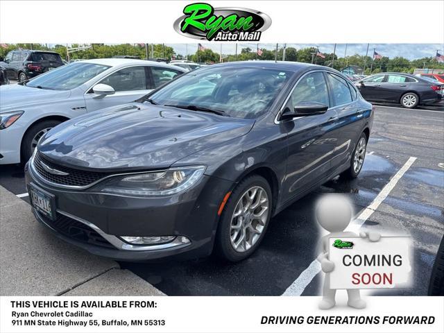 Photo of 2016 Granite Crystal Metallic Clearcoat Chrysler 200