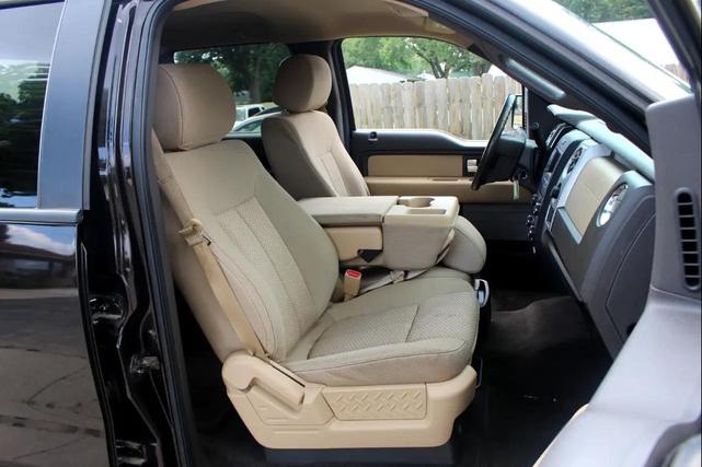 Photo of 2013 Tuxedo Black Metallic Ford F-150