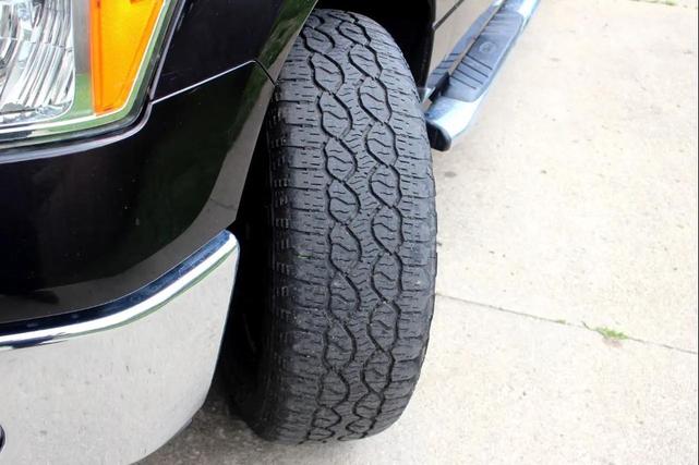 Photo of 2013 Tuxedo Black Metallic Ford F-150