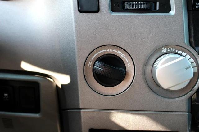 Photo of 2011 Black Toyota Tundra