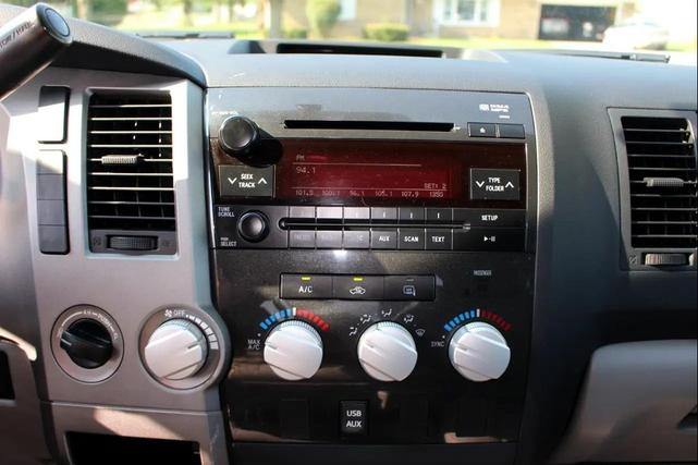 Photo of 2011 Black Toyota Tundra