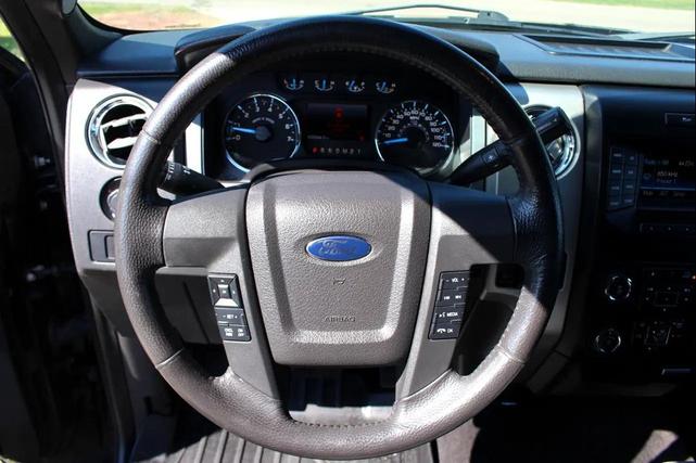 Photo of 2014 Tuxedo Black Metallic Ford F-150