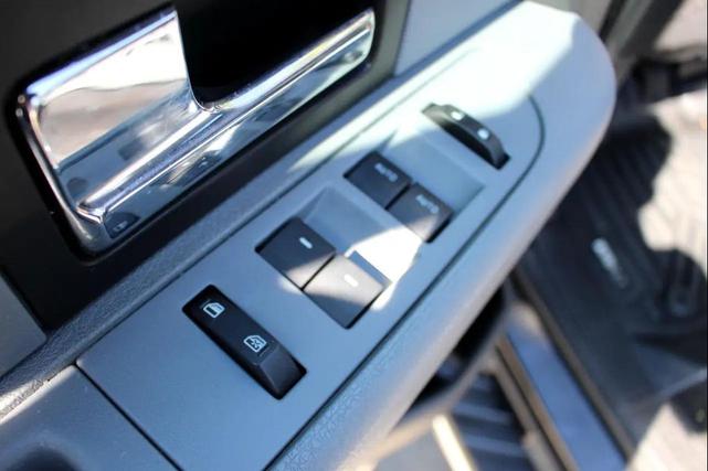 Photo of 2014 Tuxedo Black Metallic Ford F-150
