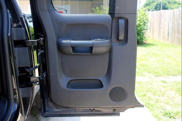 Photo of 2013 Onyx Black GMC Sierra 1500