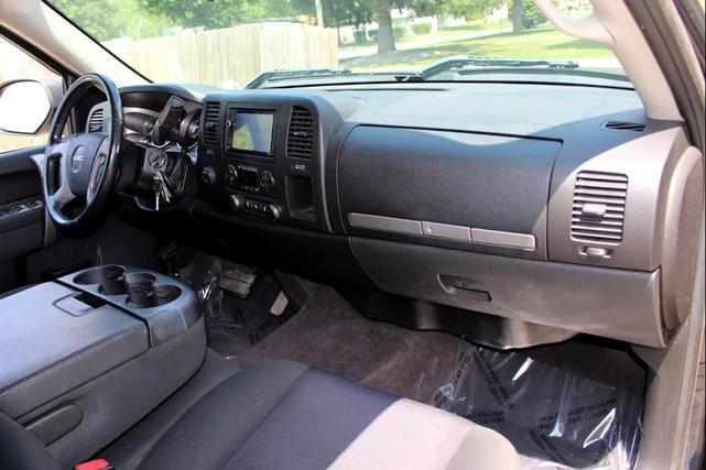 Photo of 2013 Onyx Black GMC Sierra 1500
